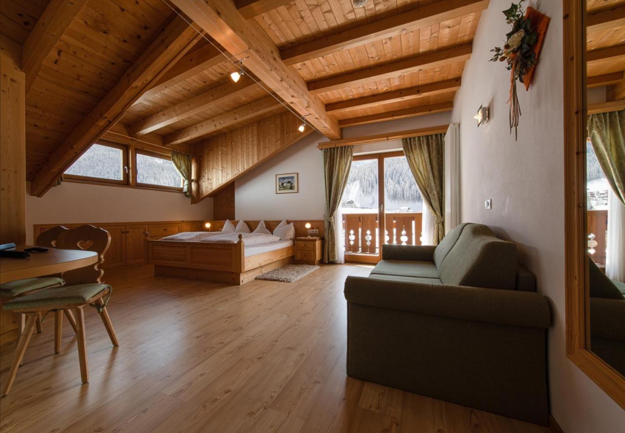 Apartments Sunela Sëlva di Val Gardena Eksteriør billede