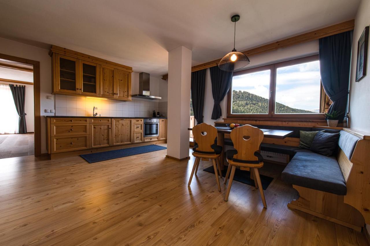Apartments Sunela Sëlva di Val Gardena Eksteriør billede