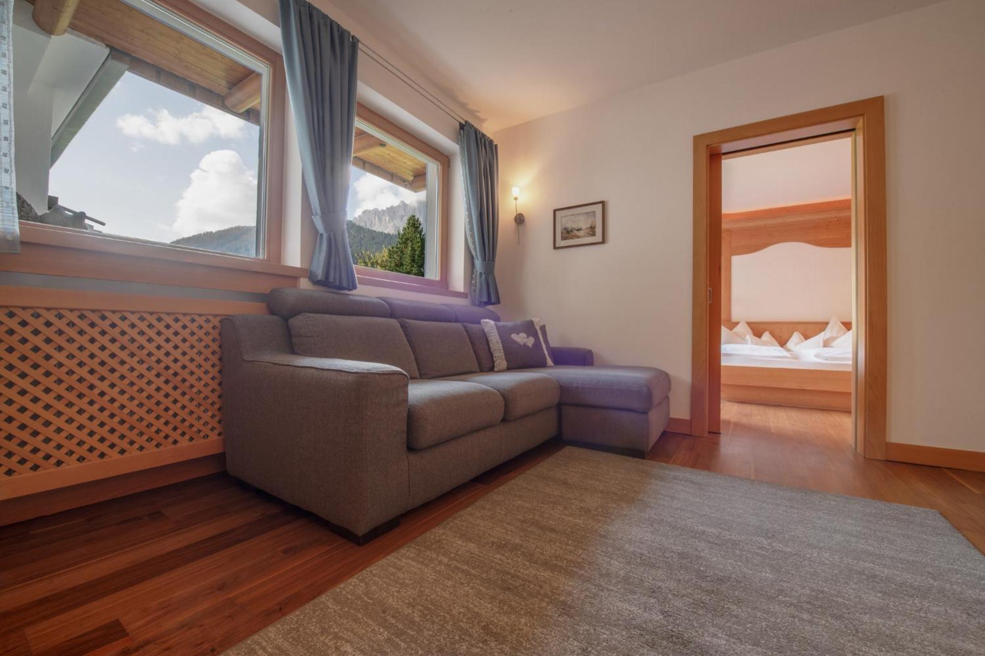 Apartments Sunela Sëlva di Val Gardena Eksteriør billede